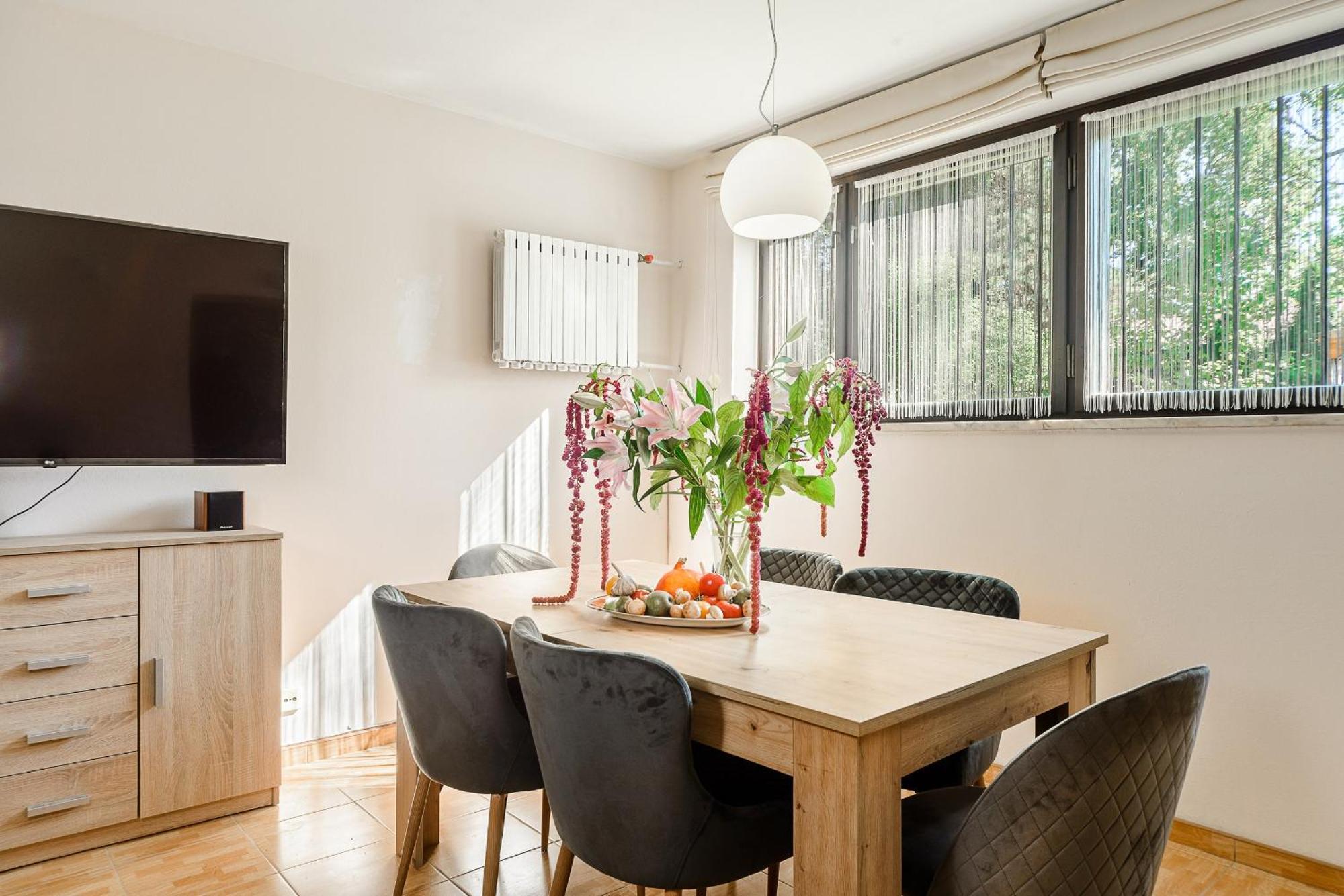 P&O Apartments Juhasow - Wawer Warsaw Ngoại thất bức ảnh